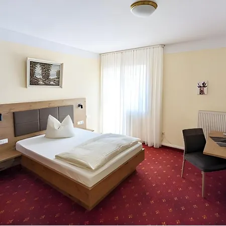 Fidelitas 3* באד הרנאלב