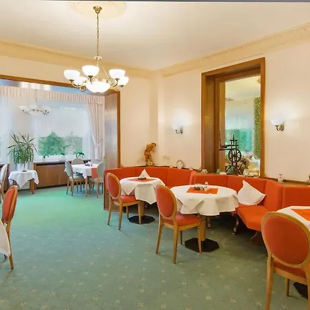 Fidelitas 3* באד הרנאלב