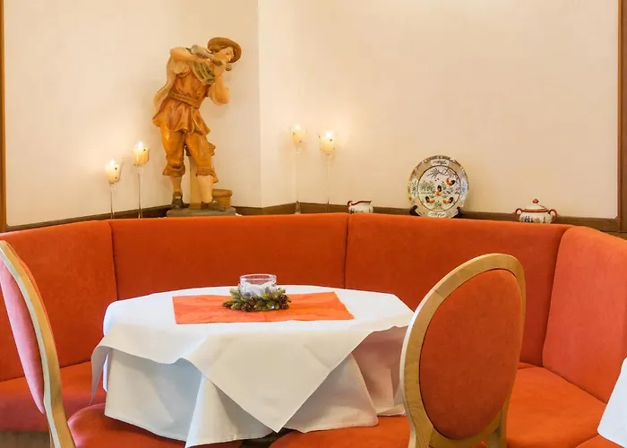 Fidelitas Pensionat 3*